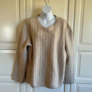 Timberland Women's (Unisex) Lambswool Oversized  V Neck Sweater, Beige Size XL